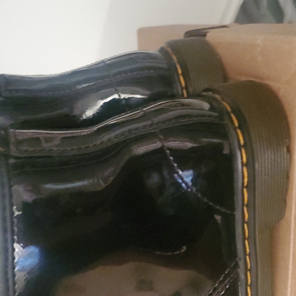 Boots - Picture 6 of 9